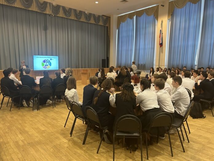 В Подольске сотрудники полиции провели акцию «Приходи учиться!»