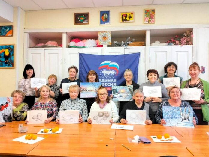 Художники провели заключительное занятие в уходящем 2023 году