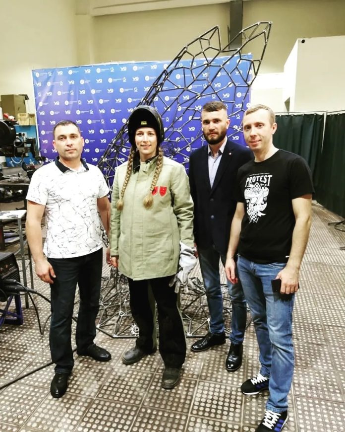 Лучшие сварщики «ЗиО-Подольск» сварили арт-объект