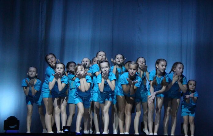 В КПЦ «Дубровицы» состоялся юбилейный вечер современной хореографии «МЫ»