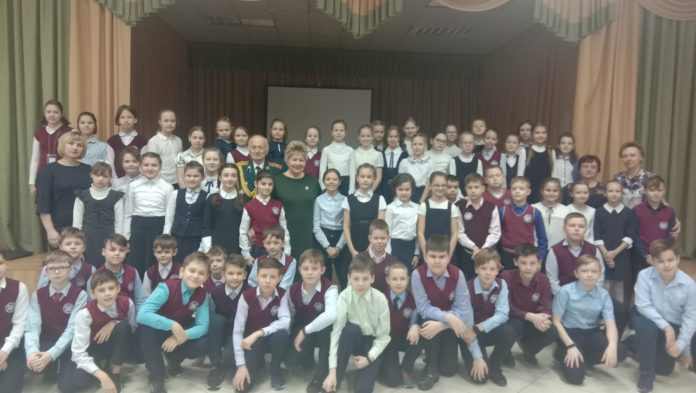 В Лицее № 23 прошёл классный час «Песни военных лет»