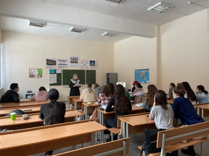 В РГУТИС Подольска состоялись тематические беседы посвященные Дню памяти воинов интернационалистов