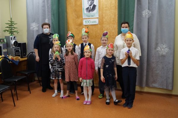 Литературное путешествие «У Родари юбилей – он великий друг детей» состоялось в библиотеке №...