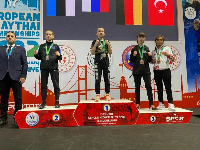 Спортсменки из Подольска завоевали призовые места на чемпионате Европы по тайскому боксу