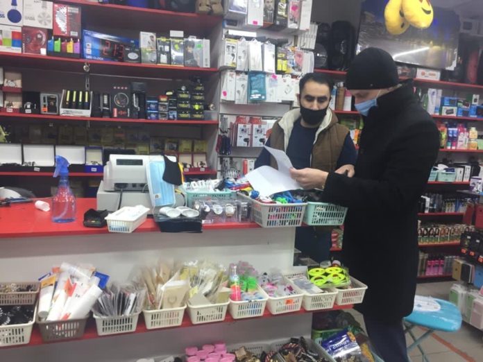 В Климовске проверили соблюдение эпидемиологических мер торговыми объектами