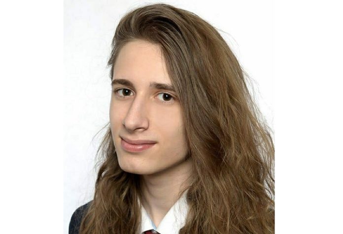 Гимназист Артем Синельников – призер заключительного этапа Всероссийской олимпиады школьников по английскому языку