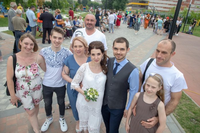 В День семьи, любви и верности в Подольске состоялось праздничное мероприятие