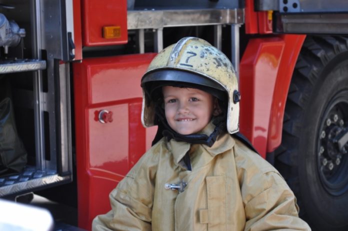 Юные подольчане принимают участие в финальном этапе конкурса «Я б в пожарные пошел»