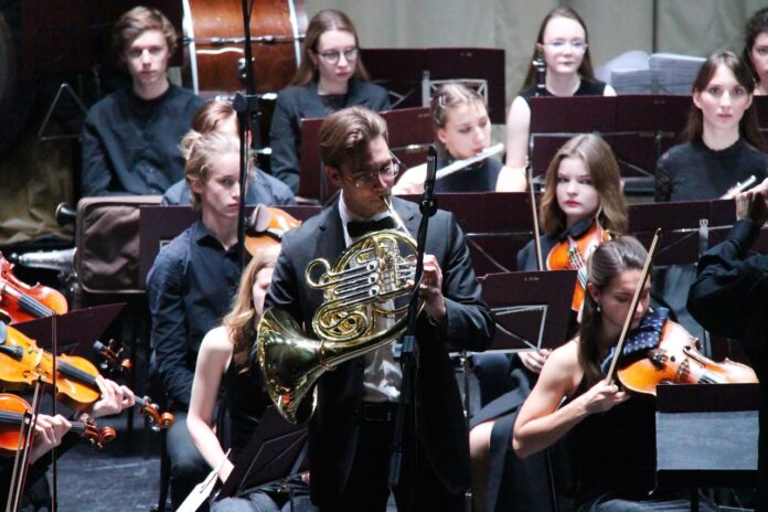 Концерт «Два века русской музыки. Традиция и новаторство» состоялся в КПЦ «Дубровицы»