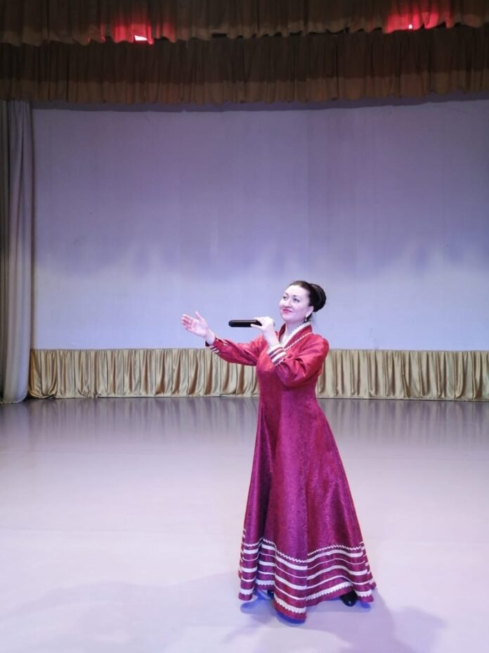 Творческая встреча с солисткой Подольской филармонии Марией Жарковой состоялась в ДК «Металлург»