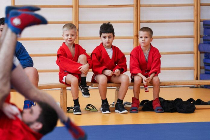 Самбо пришло в ещё одно подольское образовательное учреждение