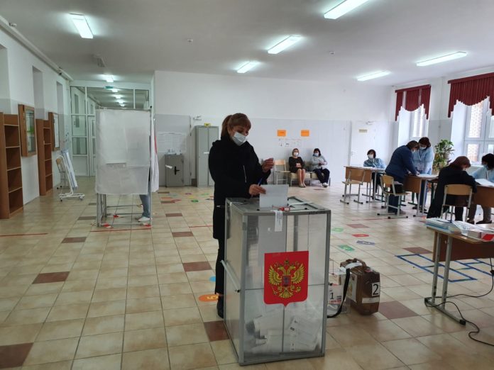 Явка избирателей горокруга Подольск на выборы по данным на 12 часов 17 сентября составила...