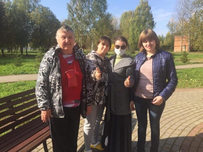 Климовский дом-интернат посетили волонтеры