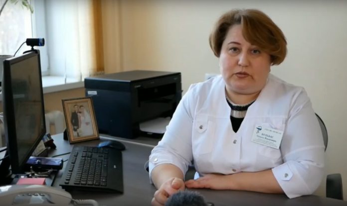 Врач-кардиолог Ольга Бульбас сообщает: «Пациенты, страдающие сердечно-сосудистой патологией, переносят вакцинацию от COVID-19 достаточно легко»