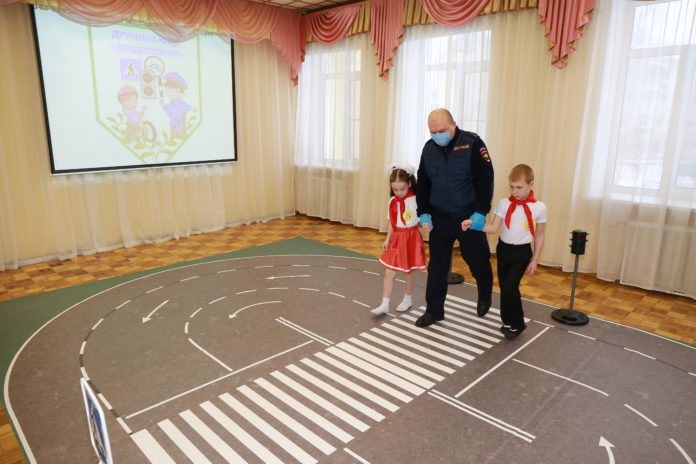 Подольские автоинспекторы провели профилактические мероприятия во всех образовательных организациях округа