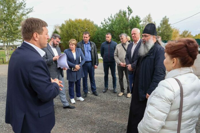 У Лемешовского кладбища построят храм