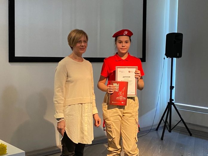 Жительница Елизавета Почтаренко — лучшая на конкурсе «Журналистский долг памяти»