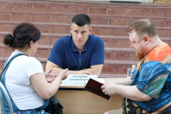 Выездную администрацию в посёлке Железнодорожном горокруга Подольск провели на свежем воздухе