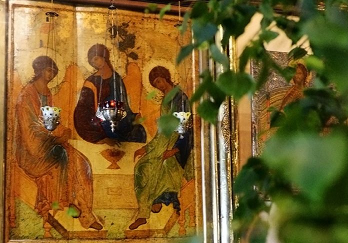 В праздник Святой Троицы в храмах Городского округа Подольск будут соблюдаться все эпидемиологические меры