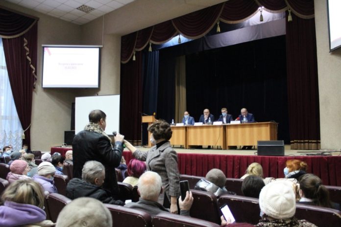 Встреча с жителями по вопросу начисления платы за отопление 11 марта прошла в Климовске