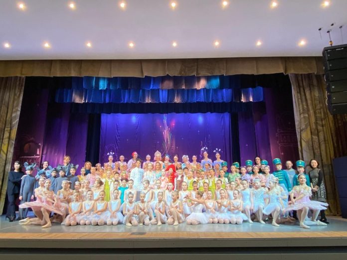 В сквере Поколений произойдет показ новогоднего балета «Щелкунчик»