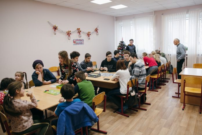 Жителей округа приглашают принять участие в игротеках «Играем с нами» в ближайшие выходные