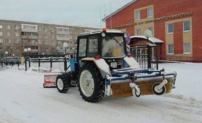 УК Большого Подольска привлекают к уборке снега дополнительные единицы техники