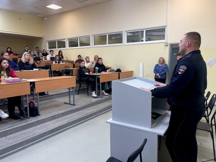 В Подольске полицейские присоединились к акции «Студенческий десант»