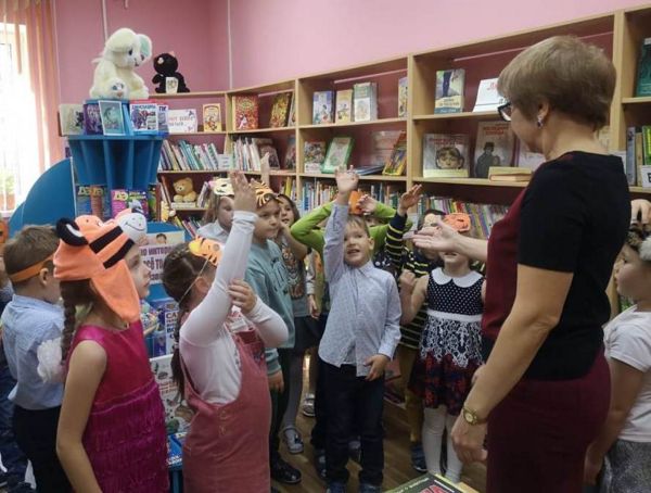 Для воспитанников детского сада «Звёздочка» в библиотеке № 18 организовали уникальное путешествие