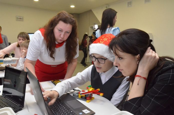 В центре «Точка роста» состоялся «Новогодний марафон желаний»