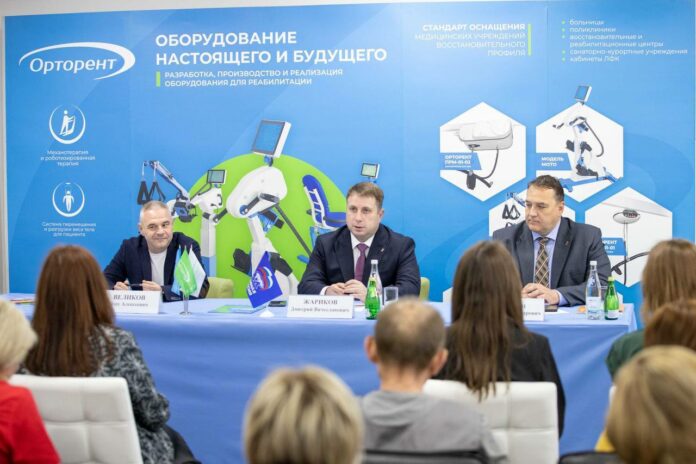 Секретарь подольского отделения партии «Единая Россия» Дмитрий Жариков встретился с трудовым коллективом ООО «Орторент»