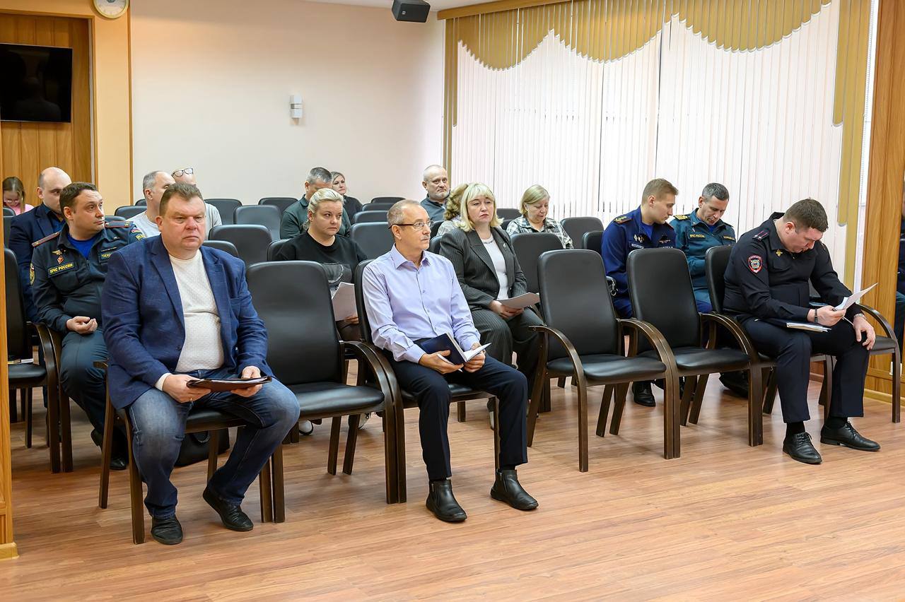 Вопросы пожарной безопасности в осенне-зимний период обсудили в Подольске
