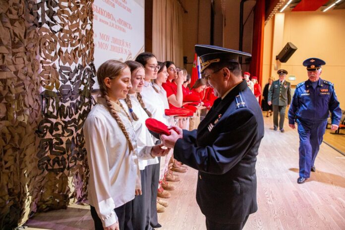 Подольским юнармейцам вручили заслуженные награды