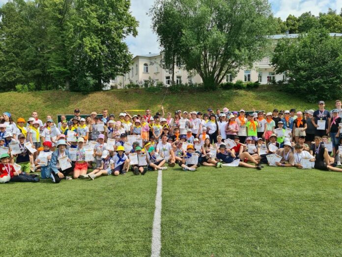 Спартакиада подольских загородных лагерей прошла в ДЮОЦ «Родина» под девизом «Спорт против наркотиков»