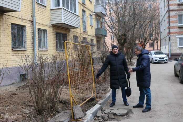Мониторинг территории на Весенней провели в Климовске