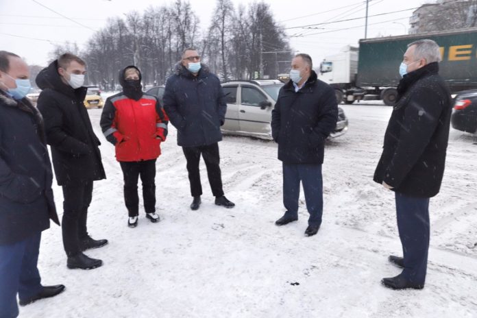 Содержание дорожно-уличной сети Подмосковья обсудили на выездном совещании