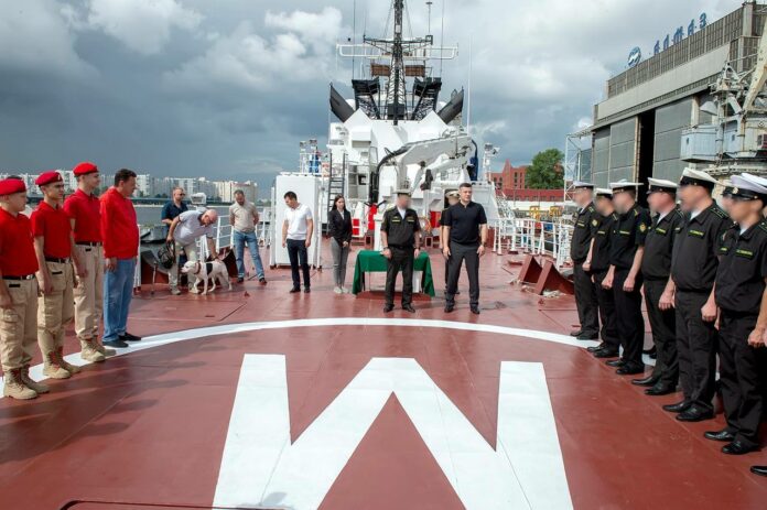 Глава горокруга Подольск посетил погранично-патрульный корабль