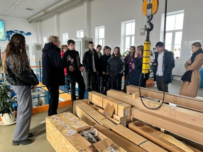 Ученики подольской школы №32 посетили ВЗУ «Мочинский» в Подольске