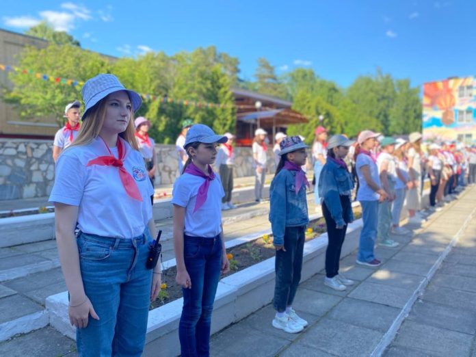 В детском лагере «Мечта» состоялось открытие первой лагерной смены