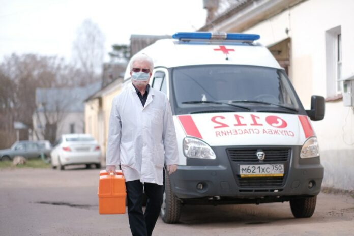 3853 медработника привлекли в МО с начала года