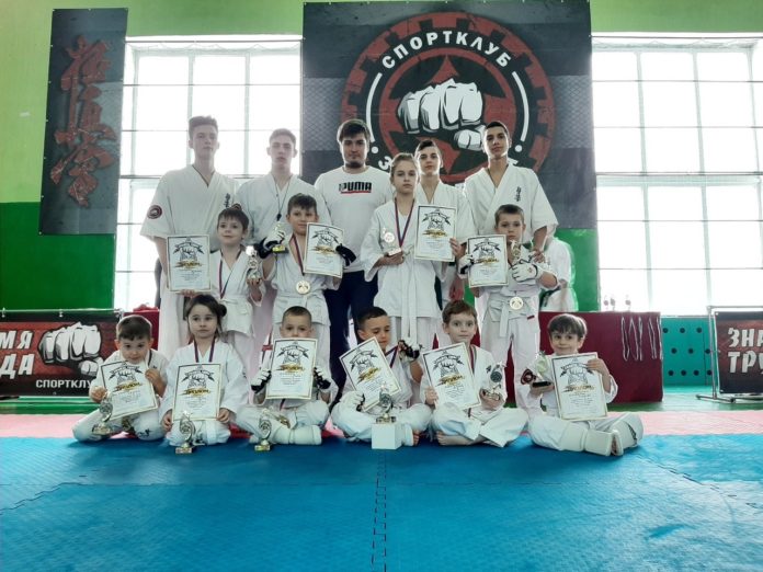 Жители округа – лучшие на рейтинговых поединках по кёкусинкай