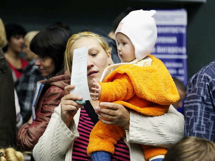 Выплата гражданам Украины, ДНР и ЛНР, прибывшим в экстренном массовом порядке на отдельные территории...