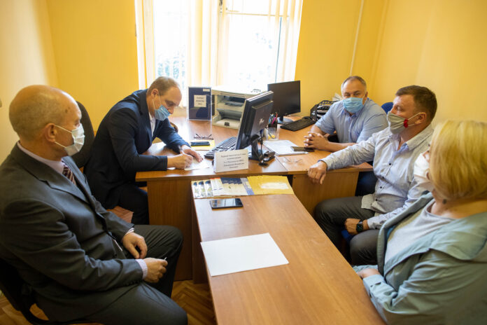 Подольчане во время Дня открытых дверей обратились в управляющие компании с разными вопросами