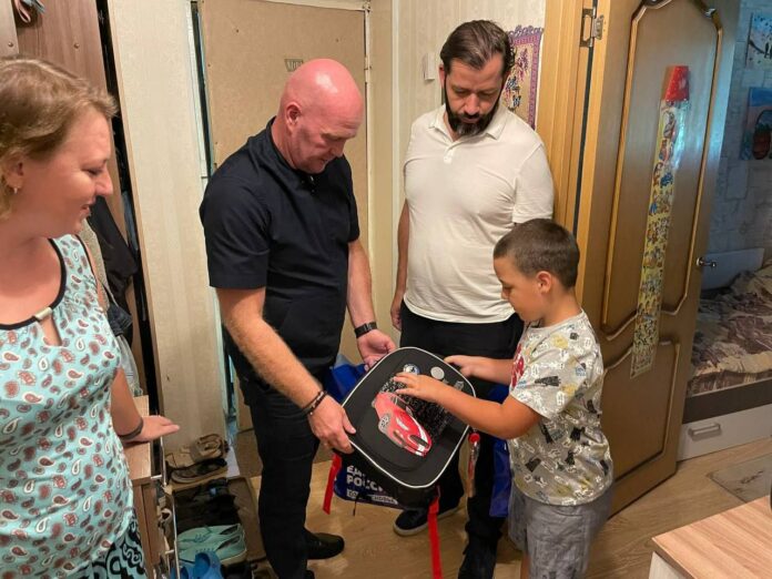 В местную Общественную приемную Партии «Единая Россия» обратилась Валентина Т. с просьбой помочь собрать...