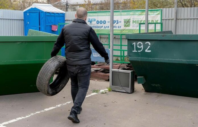 В Подольске проходит экоакция «Сдай шины на Мегабак»