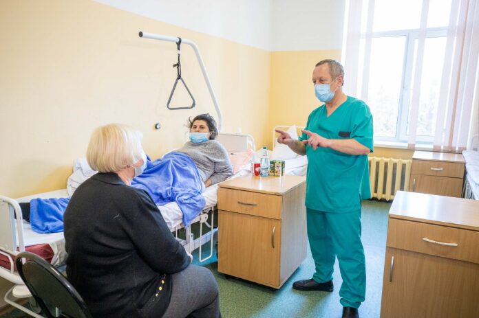 Женщину с тяжелейшими травмами после ДТП спасли подольские врачи