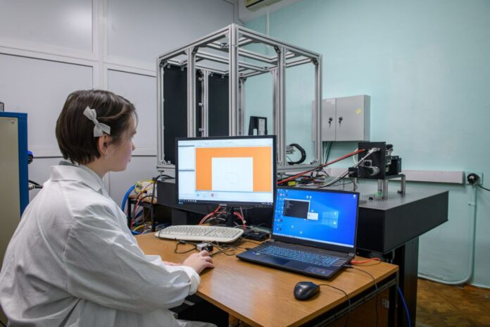 Школьники и НИИ НПО «ЛУЧ» создают в Подольске виртуальную лабораторию