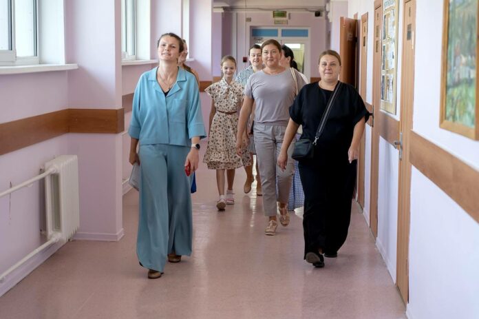 «Родительская приëмка» проверила готовность к учебную году Федюковской школы имени Д.И. Зернова