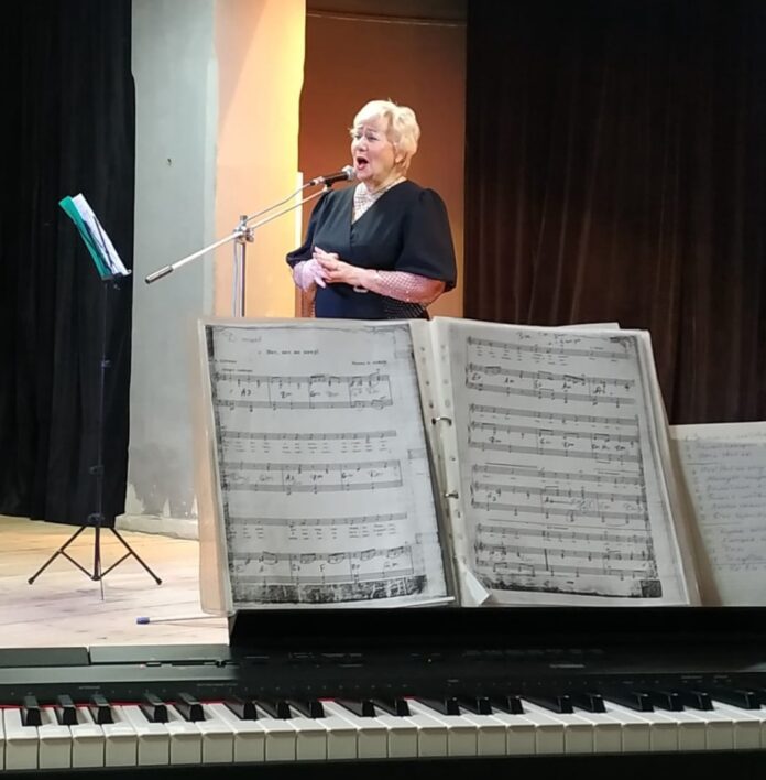 В ДК ЗИО прошел концерт Заслуженной артистки РФ Татьяны Николаевой