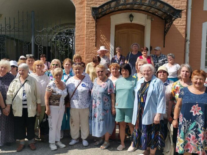 Депутат Раиса Федорова вместе с активными ветеранами Городского округа Подольск посетили исторические пушкинские места